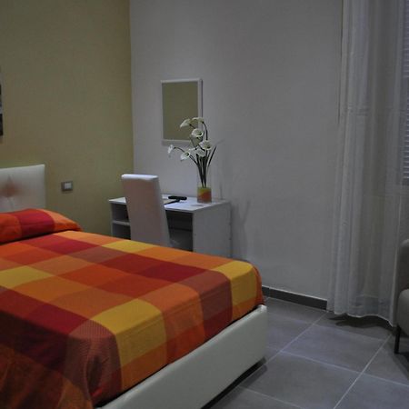 Il Giardinetto Guest House Civitavecchia Phòng bức ảnh